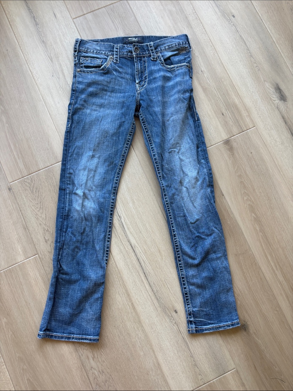 💙NWOT Silver “Zac” Jeans💙